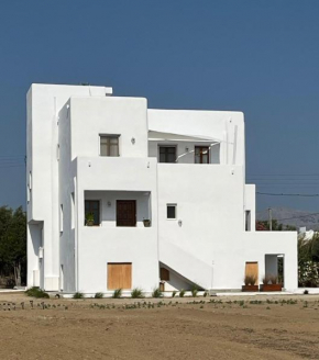 Filoxenia Home-Seaside 2nd floor seaview Apt ,Dream on Naxos